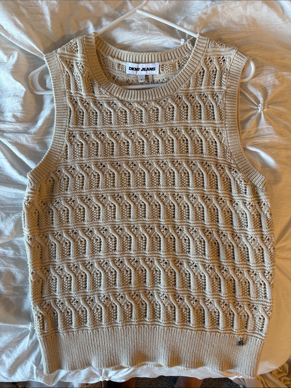 Dkny Women’s Beige Open-Knit Sleeveless V-Neck Sweater Vest